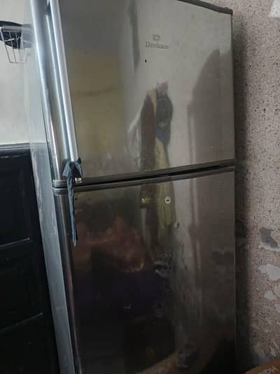 dowlance frige hai for sale all ok hai