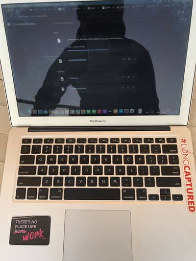 Macbook Air i5 8GB RAM 128GB SSD