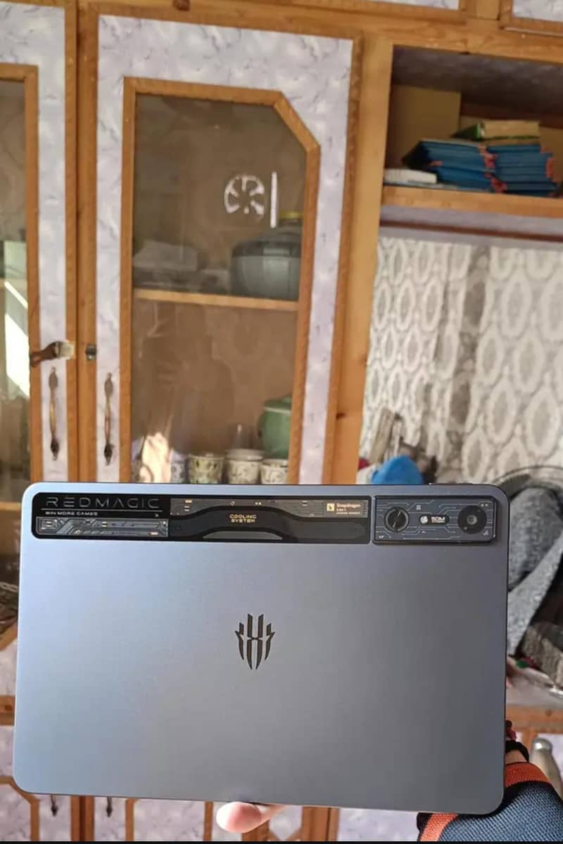 RedMagic Nova Tablet 12GB+12GB 256GB Full Box 10/10 Condition 2