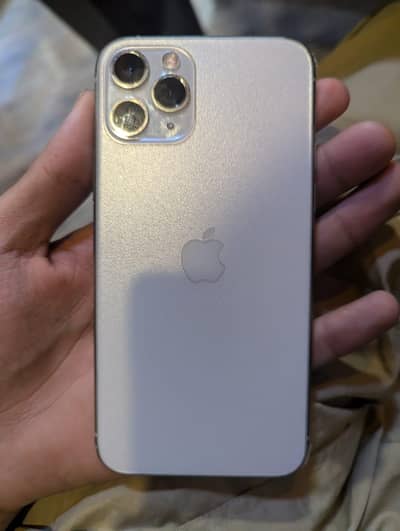 IPHONE 11 PRO JV 10/10 CONDITION