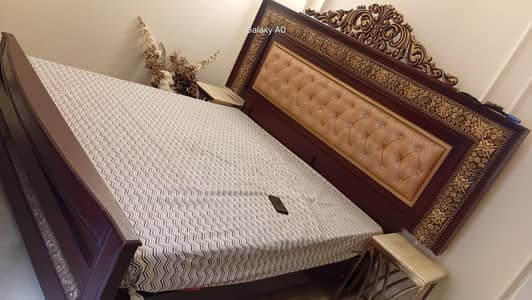 10/9 condition minimum used bed look like new and made on order