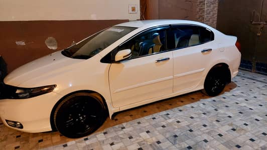 Honda City 2018 model bumper to Bumper genuine only 69000 driven.