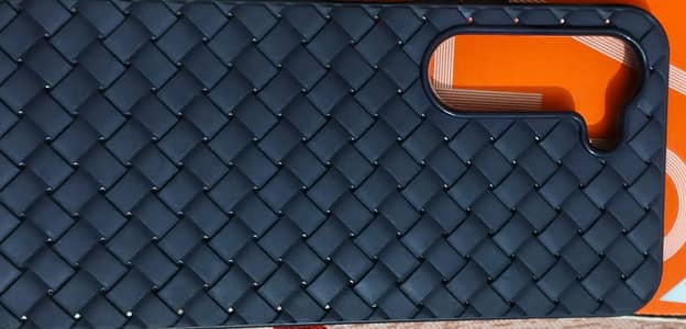 Tecno Spark 40 Pro (Cover)