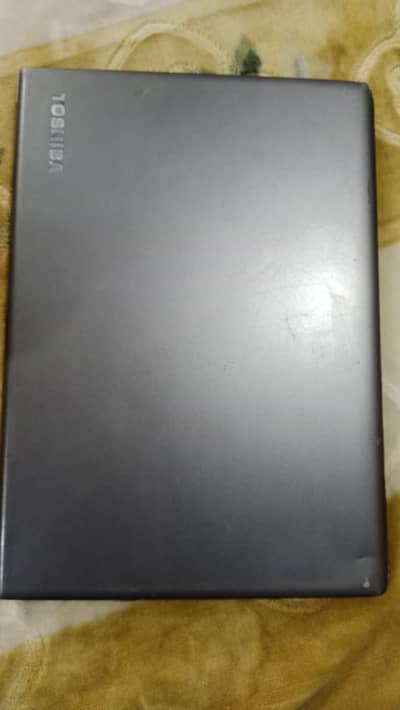 i7 6th generation with charger