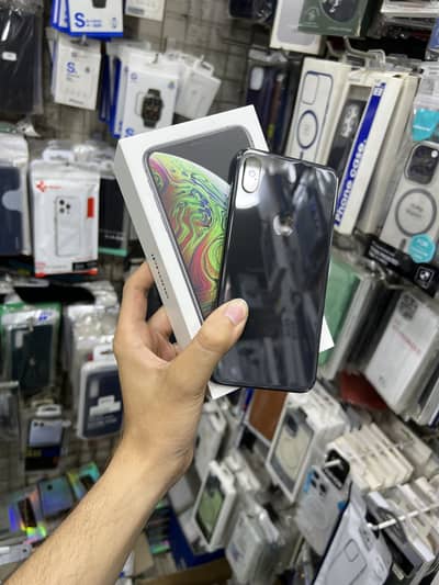 iPhone XS Max 256GB Dual SIM (Physical) with Box - Mint Condition