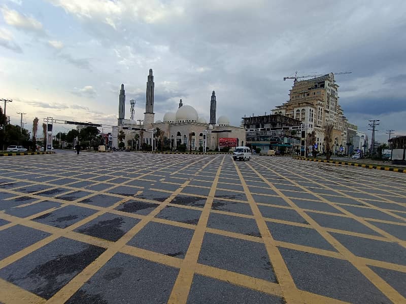 4 Marla Solid Plot In Q Block 6