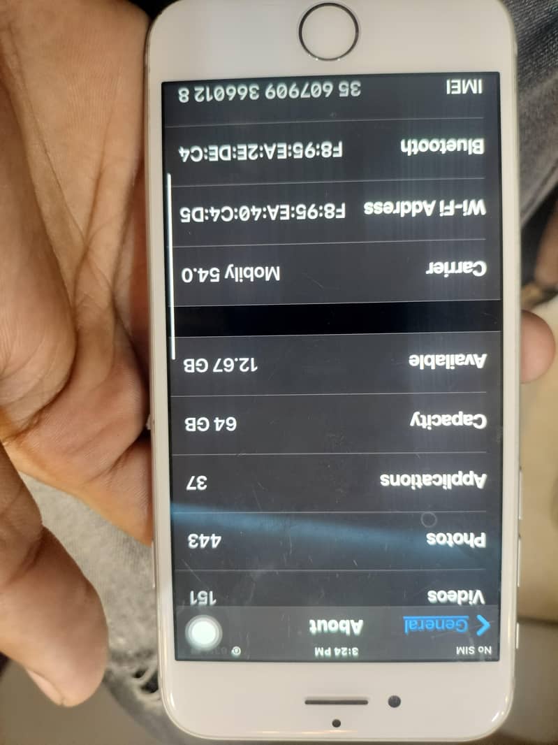 Iphone 8 ( sim working,) 6