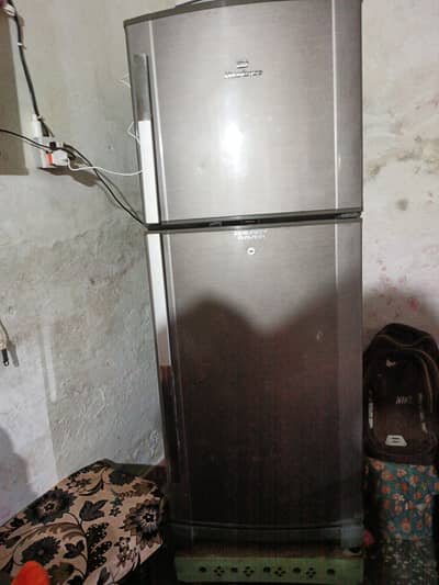 Dawlance refrigerator 10,. . . . 9 condition best ok condition