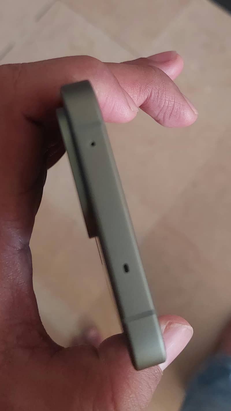 one Plus 13s Urgent Sale Brand New Condition 3