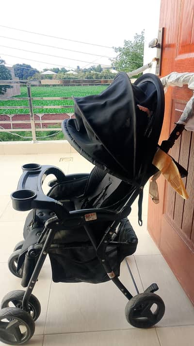 baby pram, baby pusher,