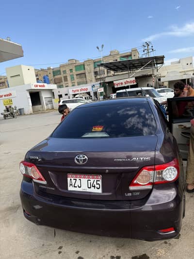 Corolla altis SR cruestronic. Phone number 0/3/1/5/1/1/1/0/2/8/9