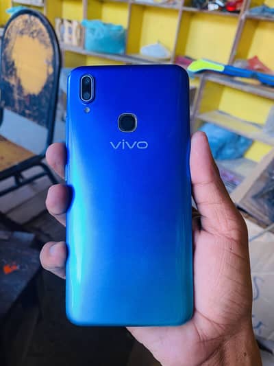 Vivo y93s       Whasatpp and Call 03431222330