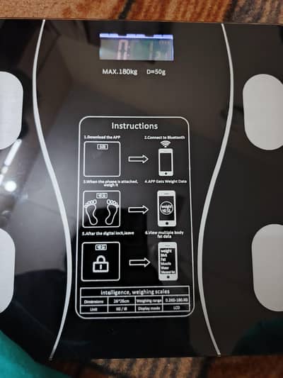 Smart Digital Weight Scale (BMI, Body Fat, Muscle Analyzer)