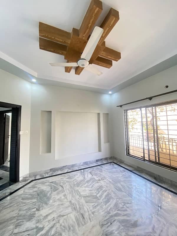 Upper Portion For Rent 5