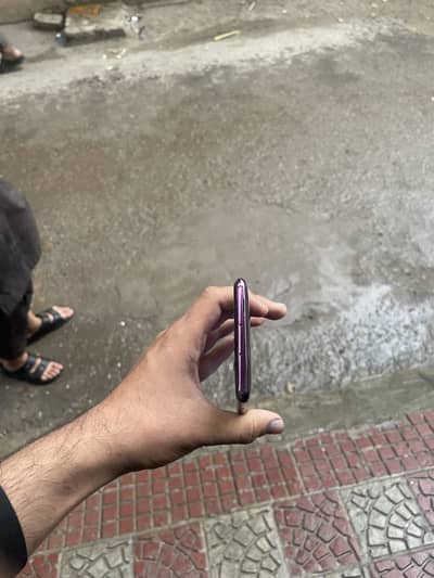 Sony xz3 4gb ram 64gb storage