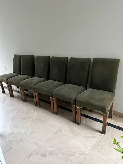Dining chairs (6)