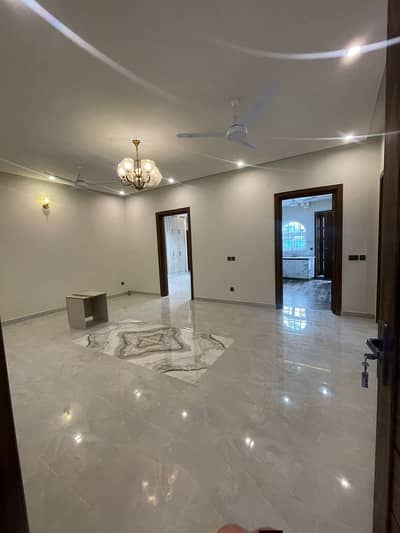 Open Lower Portion For Rent