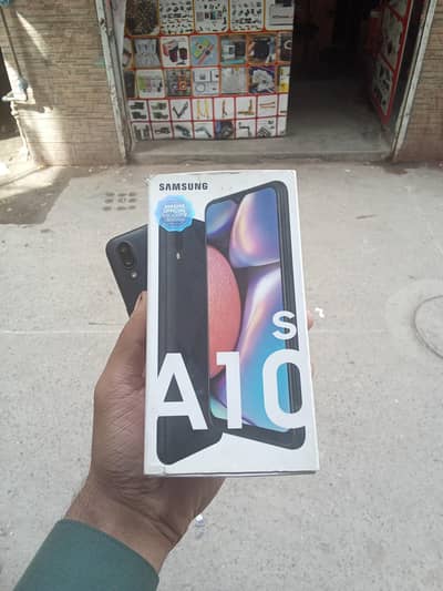 Samsung a10s 2 32 with box total original phn ha