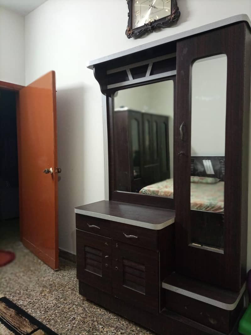 dressing table 2