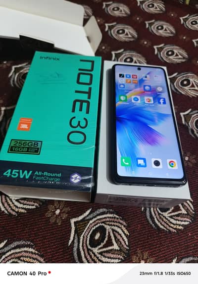 mobile bilkul saaf he no open no repair.