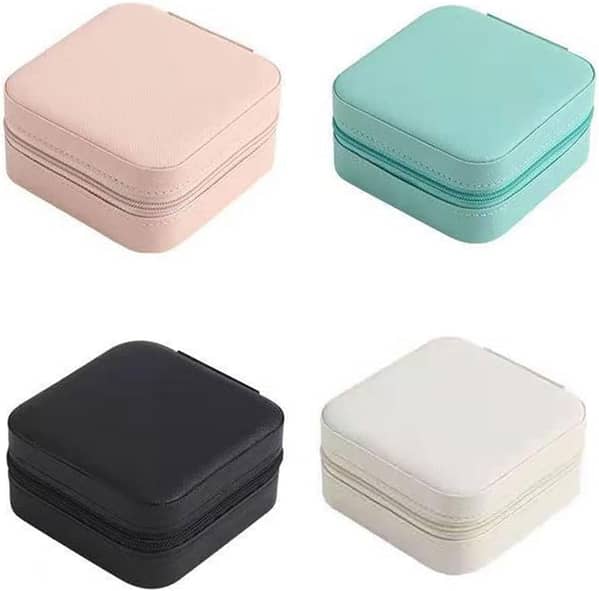 Mini Jewelry Box for girls | Small portable Jewelry box for storage of earings ,lockets ,rings