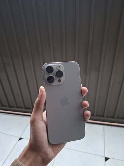 Apple iPhone 15 Pro Max