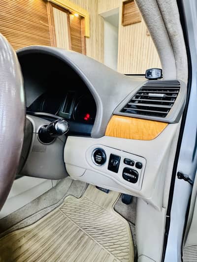 Toyota permio 2007 F