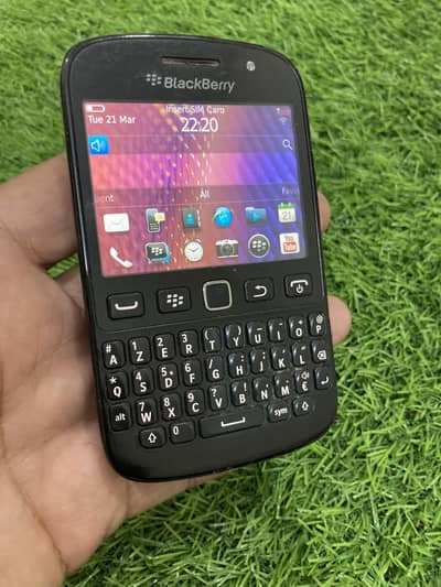 BlackBerry Curve 9720 Touch Type