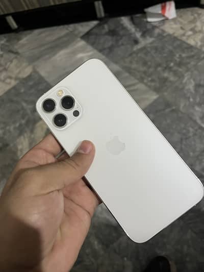 I phone 12 pro max 256 gb