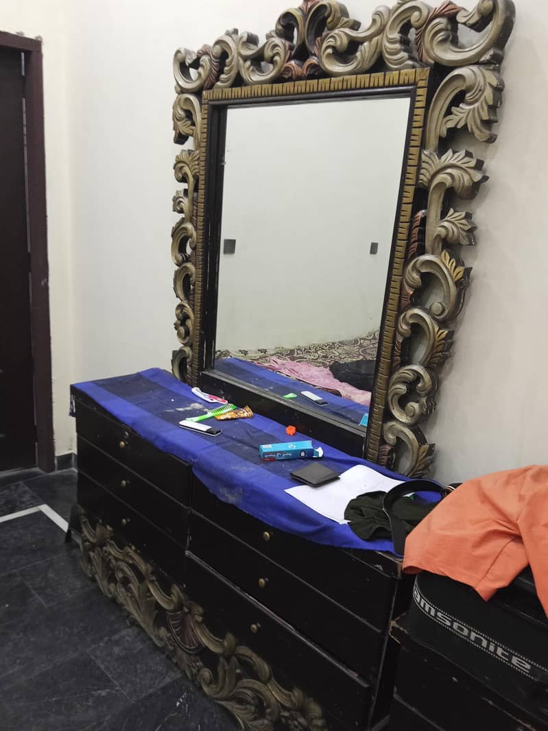 Bed set & Dressing 2