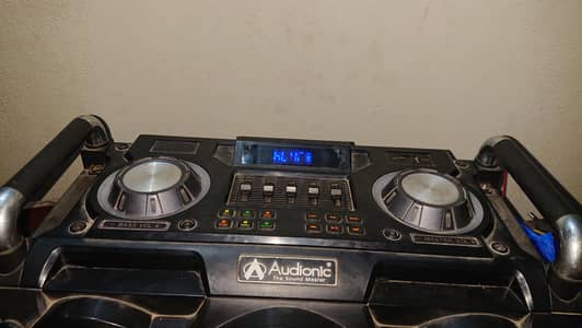 charging speaker O3O52O65229