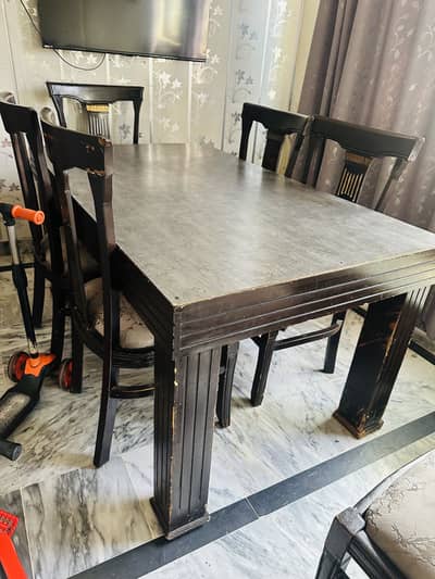 6 seater dining table