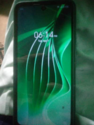 Infinix hot 12 play with charger 4 64 ram rom . . chaska  partii dor rah