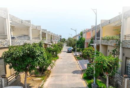 5 MARLA IN PHASE 2 MOST BEAUTIFUL PRIME LOCATION RESIDENTIAL PLOT FOR SALE IN NEW LAHORE CITY A Block .