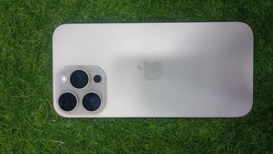 I phone 16 pro max Jv