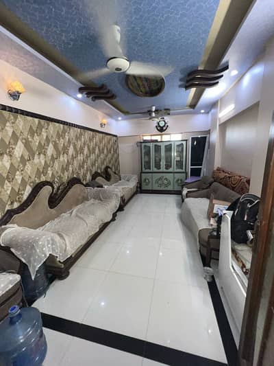 3 Bed DD Flat With Roof Available For Sale