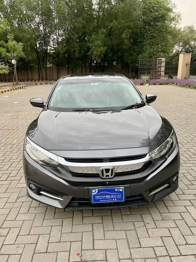 Honda civic 1.8 Vti orial UG