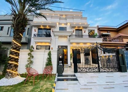 Centrally Located Prime Location House In Citi Housing Society Is Available For sale