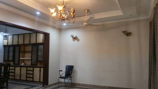 1 KANAL UPPER PORTION AVAILABLE FOR RENT IN WAPDA TOWN PHASE 1