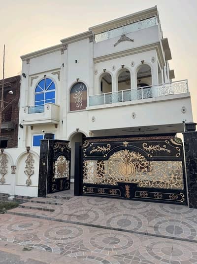 Ready To Buy A Prime Location House 10 Marla In Royal Palm City