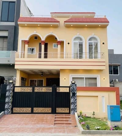 Centrally Located Prime Location House In Citi Housing Society Is Available For sale