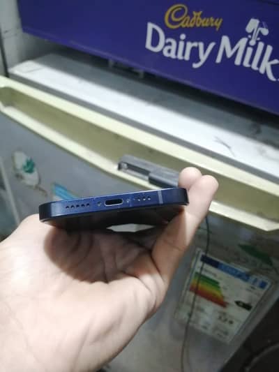 I phone 12 no exchange only cash