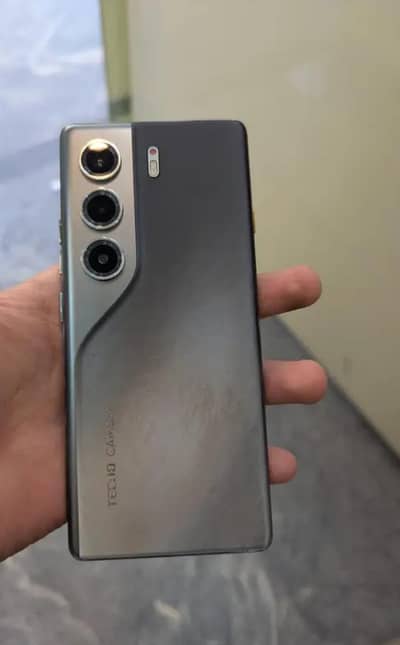 Tecno Camon 40 pro 16/256