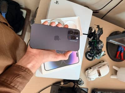 iphone 14 pro max.  factory unlocked with box