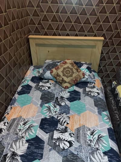 signal bed in good condition