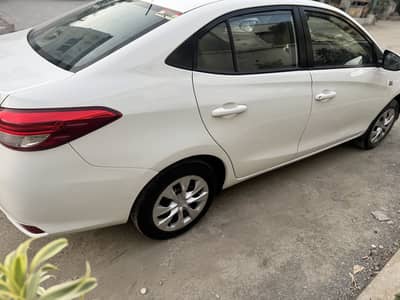 Toyota Yaris 2020 auto