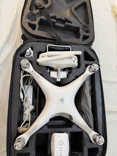 DJI Phantom 4 drone 4k professional mint condition