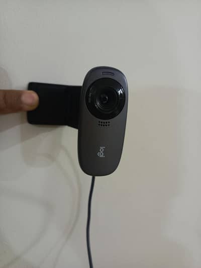 Logitech c310 video calling cemra