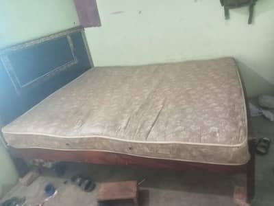 bed with good condition matress