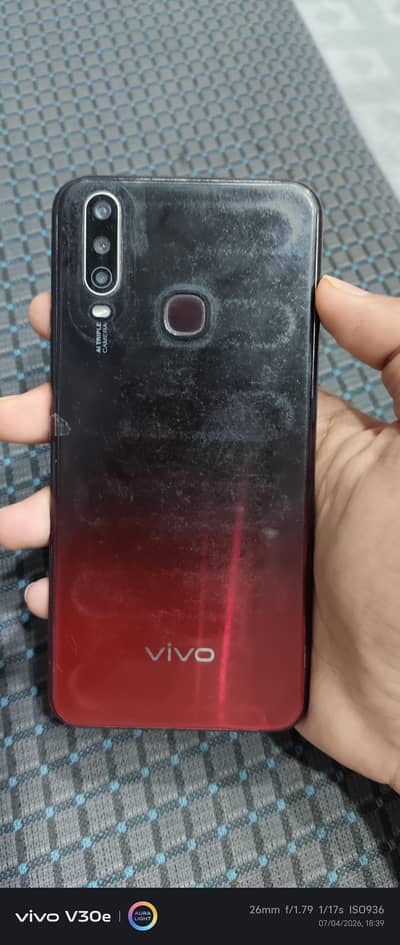 Vivo Y15 4gb/64gb colour Burgundy Red